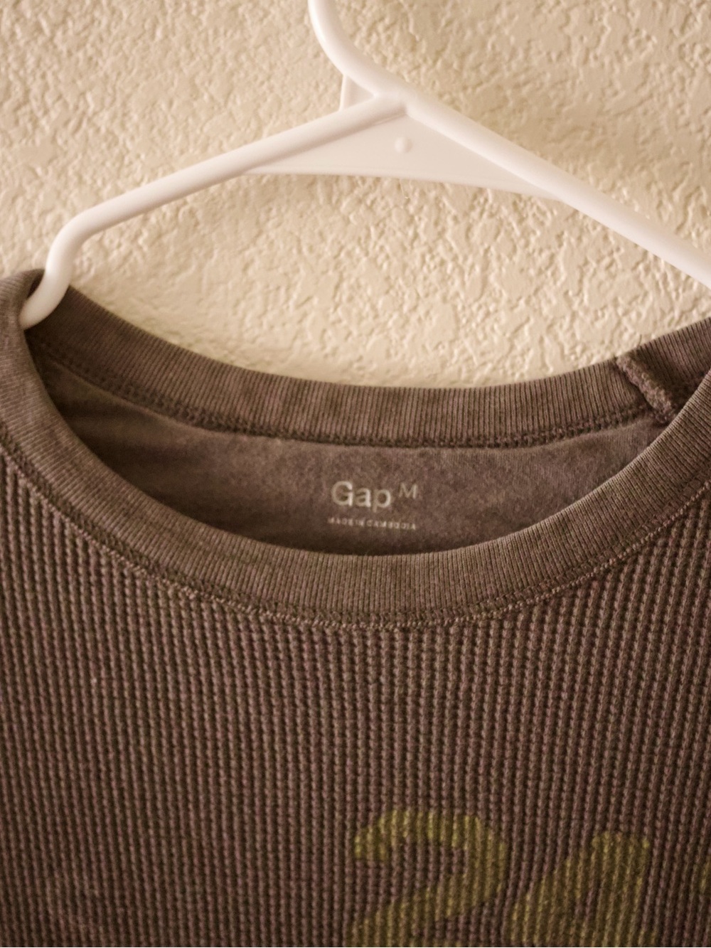 VTG Y2K Gap Graphic Waffle Knit Thermal Shirt Charcoal Small/Medium